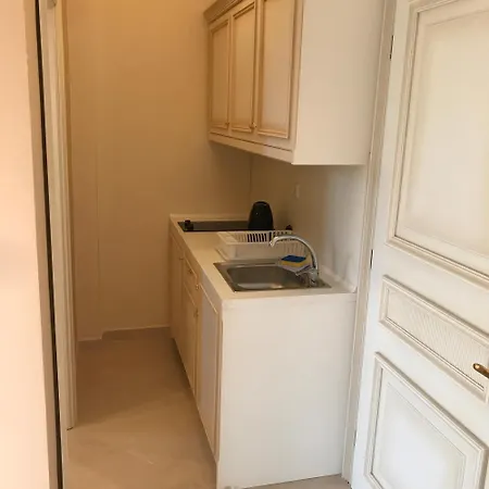 Elxis Luxury Apartament *