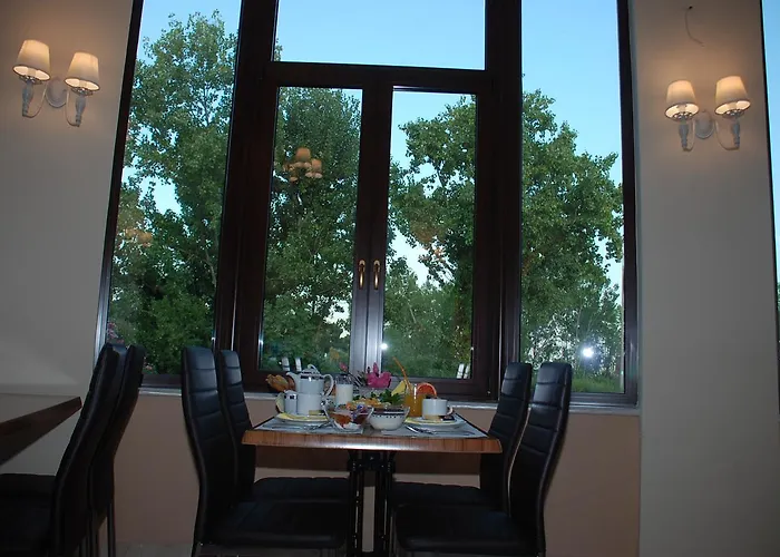 Elxis Luxury Vrasná