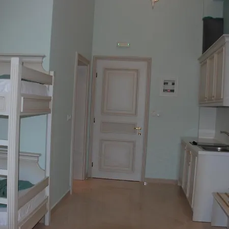 Elxis Luxury Vrasná