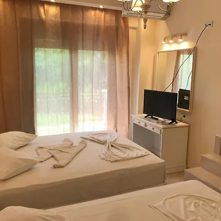 Elxis Luxury Apartment Nea Vrasna