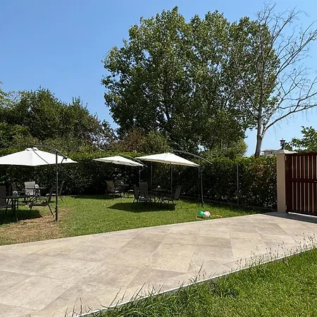 Elxis Luxury Nea Vrasna
