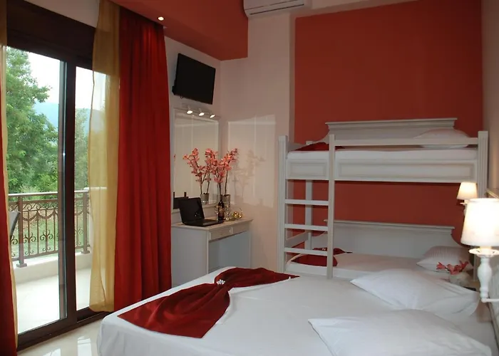 Elxis Luxury Apartament *